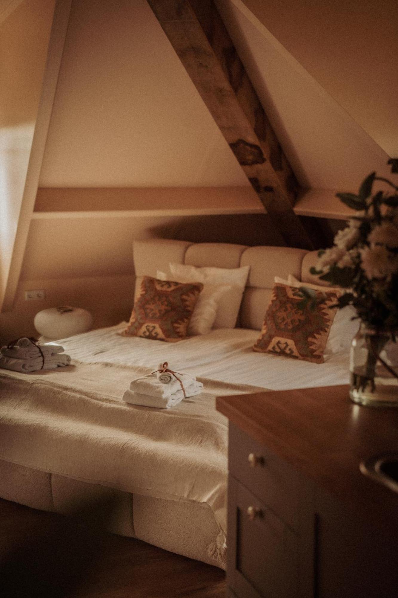 Maison Bellefleur B&B - Pension レーネスセ エクステリア 写真